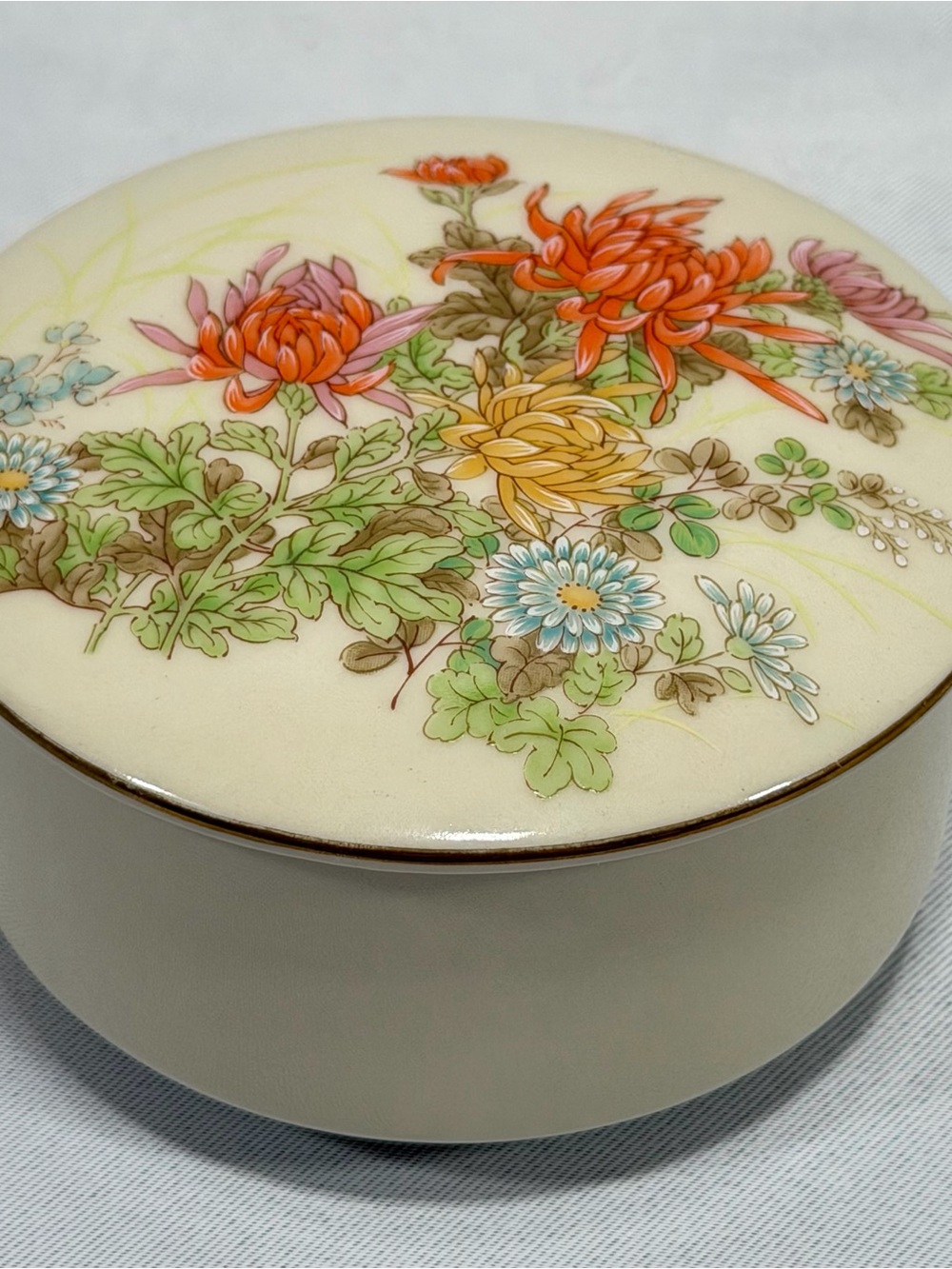 Otagiri Japan Porcelain Covered Trinket Box Floral Lid Gold Rim Vanity Decor OMC